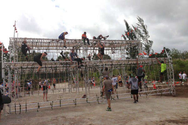 climbing-net-mud-run-merrell (3)
